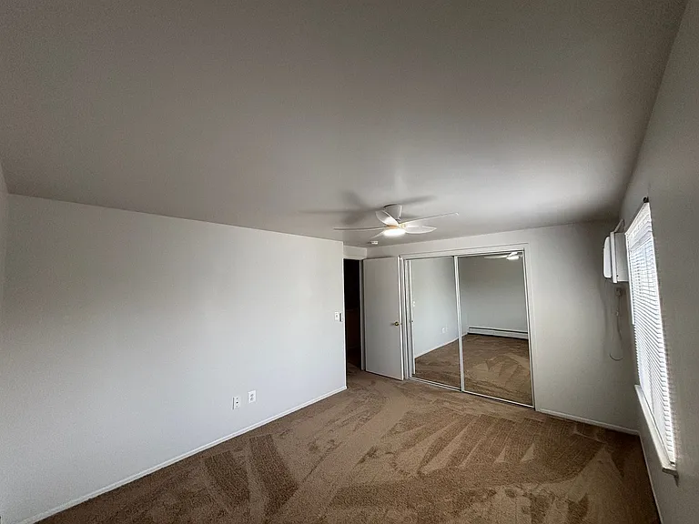Georgetown Commons — Photo 17