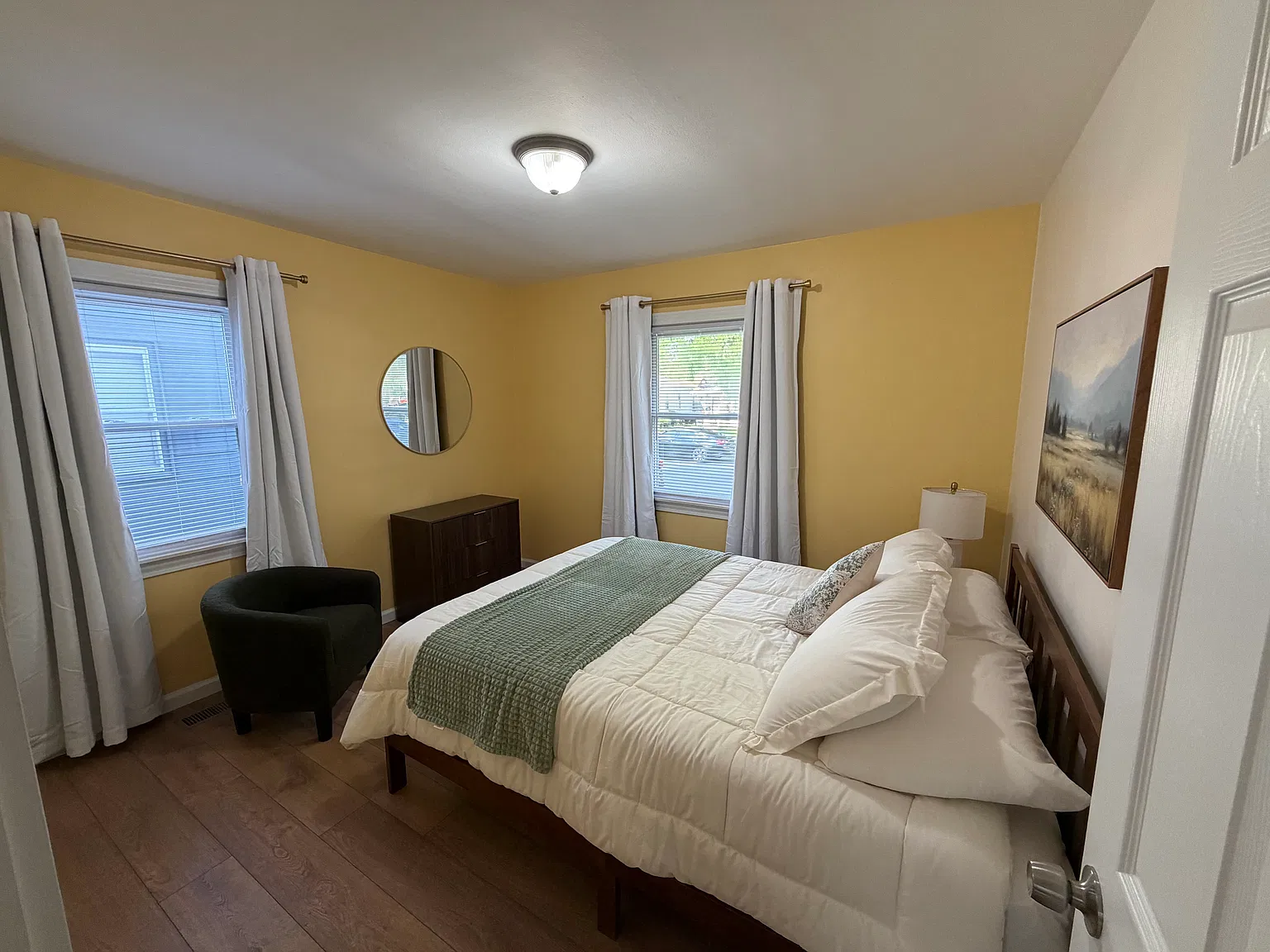 2 bed, 765 sqft, $2,600 — Photo 4
