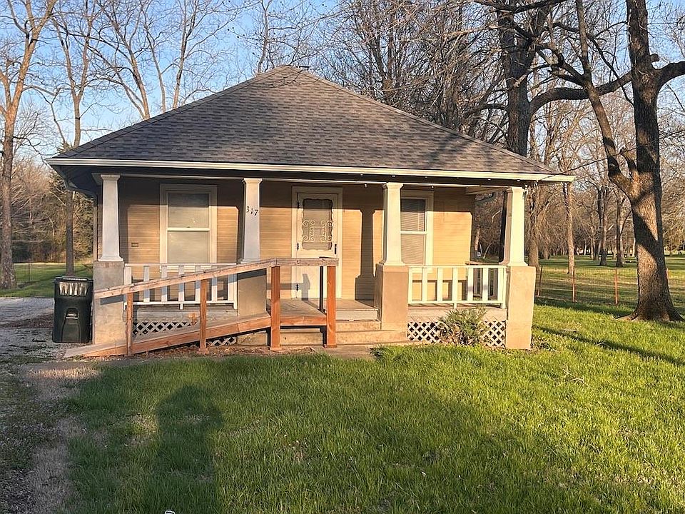 317 N 8th St, Lacygne, KS 66040 Zillow