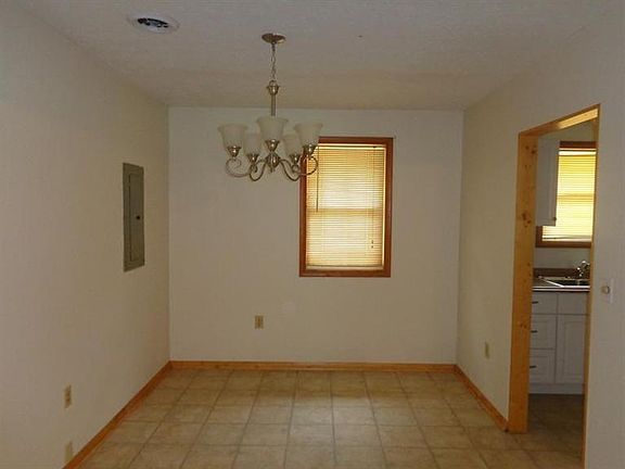 4th image of 10228 Squire Dr