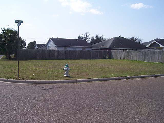 1st image of 1514 Garden Dr #Lt