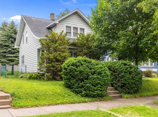 1422 Saint Clair Ave, Sheboygan, WI 53081