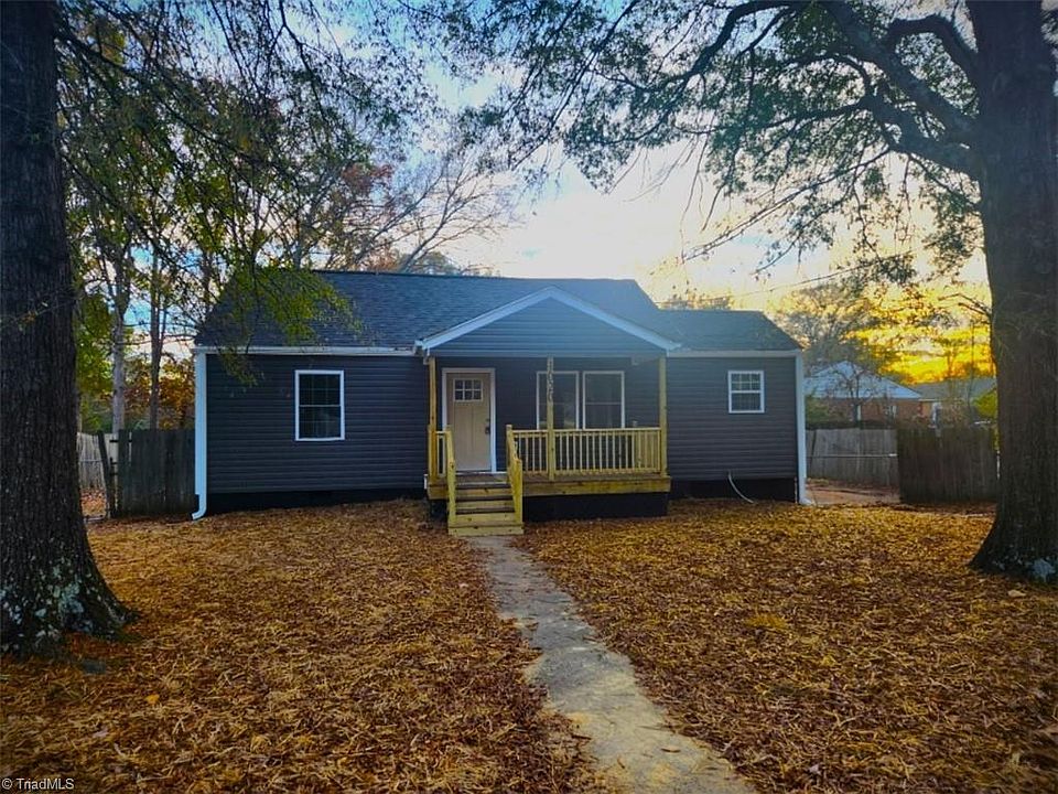 1st image of 1020 Louise Ave