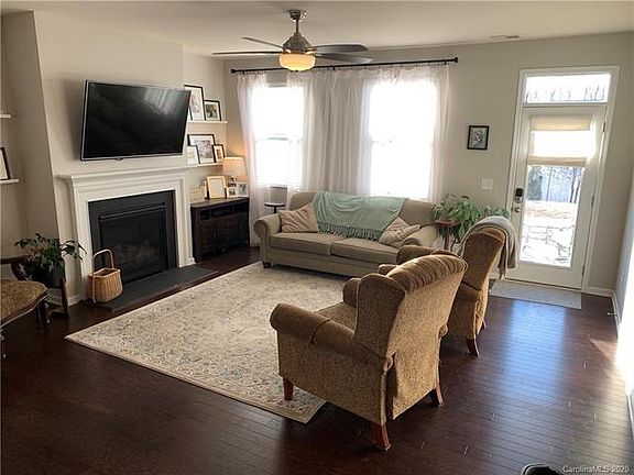 4th image of 7206 Meridale Forest Dr