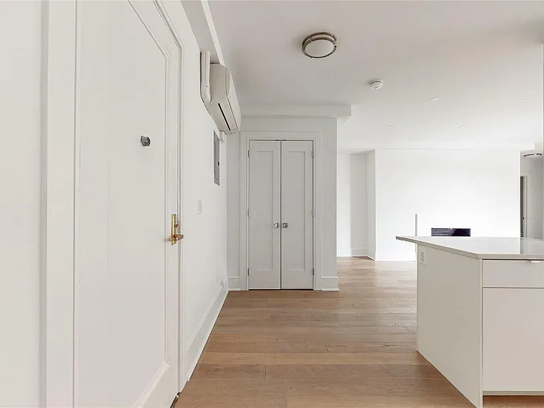 148-09 Northern Blvd #5M — Photo 6