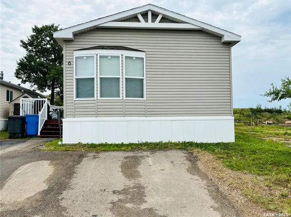 UNIT 6-2004 Alice ROAD, Estevan, SK S4A 3A7