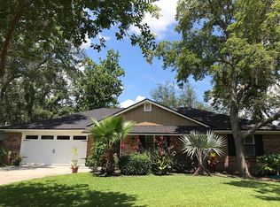 1122 Hamlet Ct, Neptune Beach, FL 32266