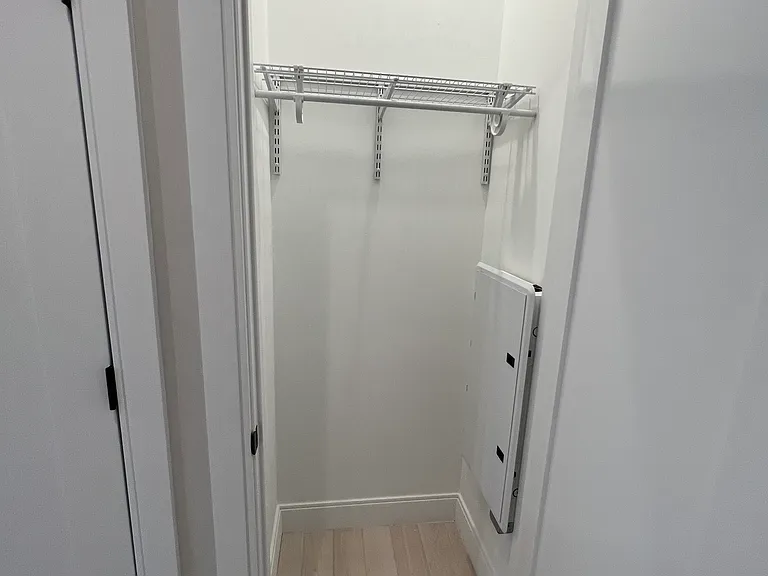 195 Green St #307D — Photo 8