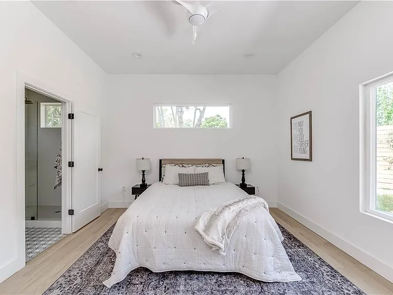 4800 Vinson Dr #B — Photo 21