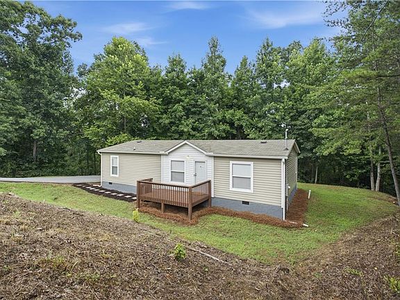 2nd image of 672 King Richard Ct
