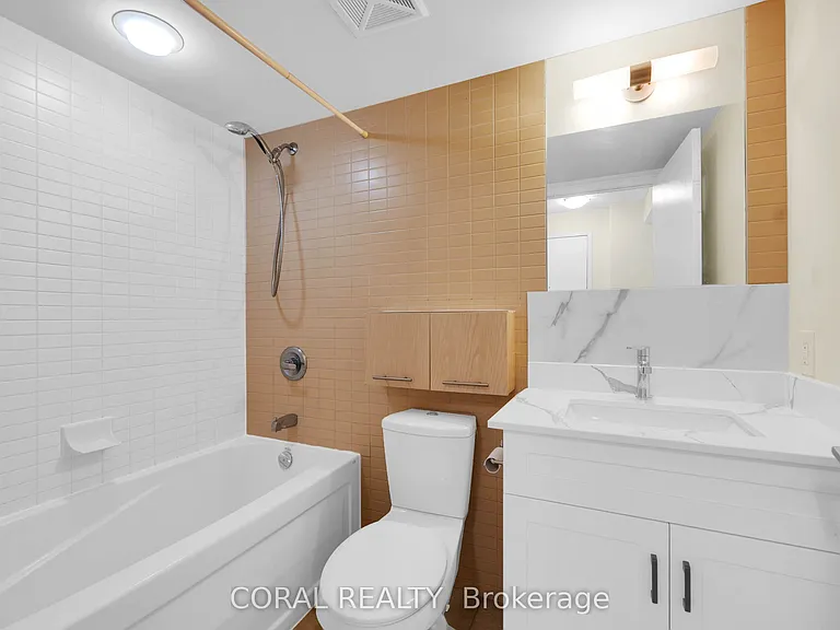 25 Carlton St #1901 — Photo 6