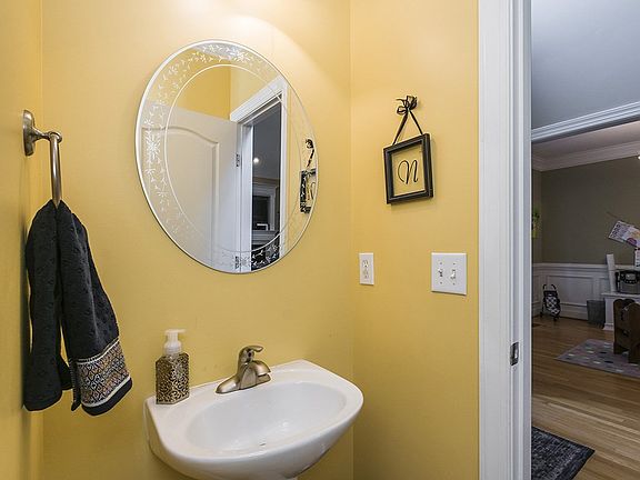 4th image of 6609 Barton Creek Dr