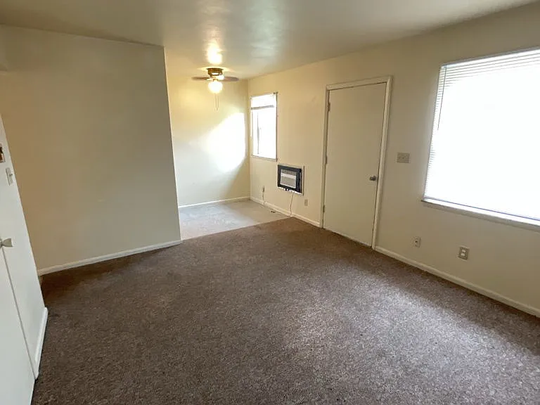 William Drive Apartments — Photo 13