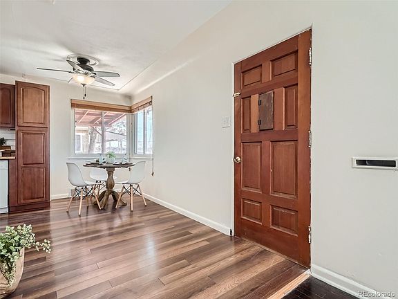 4th image of 1319 W Exposition Avenue