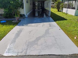 1827 Jeri Kay Ln, Sebring, FL 33870