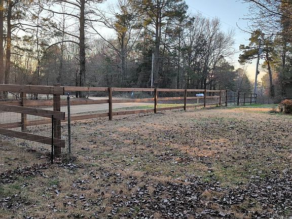 4th image of 2460 Armstead Rd