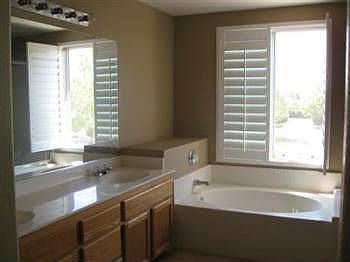 4th image of 3221 Babson Dr