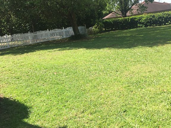 5th image of 17046 Florence View Dr