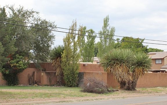 2nd image of 1200 Avenida Manana