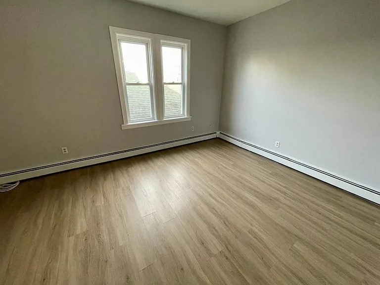 48 Pekin St #1 — Photo 5