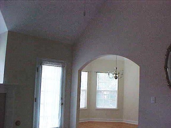 3rd image of 724 Lake Thurmond Ct