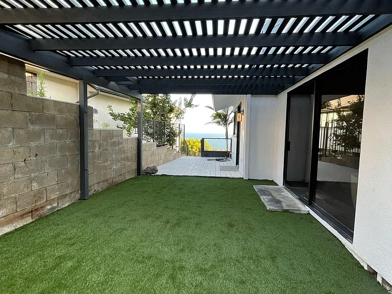 side yard