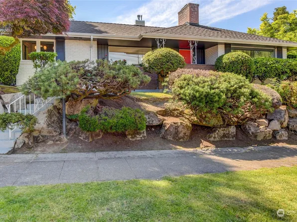 1711 36th Avenue, Seattle, WA 98122