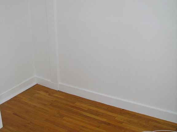 3rd image of 44 S Franklin St APT 2F