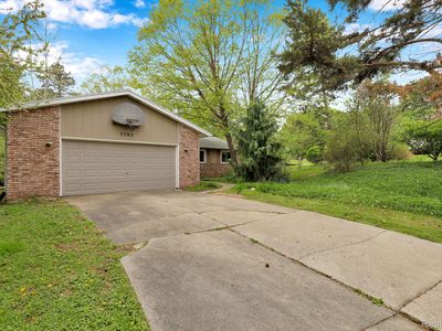 3305 Ridgefield Rd, Lansing, MI, 48906