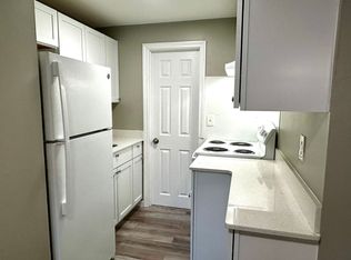 608 Westfield St APT 1, West Springfield, MA 01089