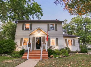 3220 SW 18th St, Topeka, KS 66604