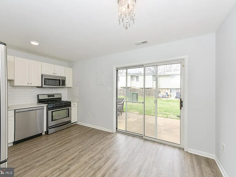 2208 Huston Pl — Photo 12