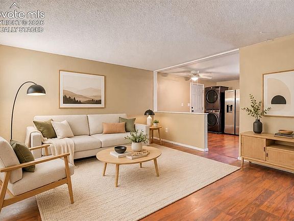 4th image of 1810 Bonita Dr