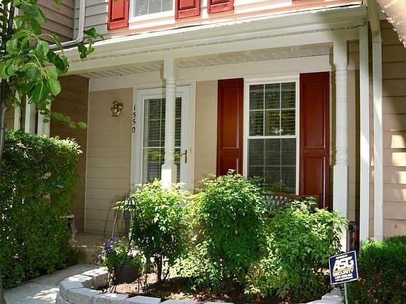Beautiful Flower Box Landscaping