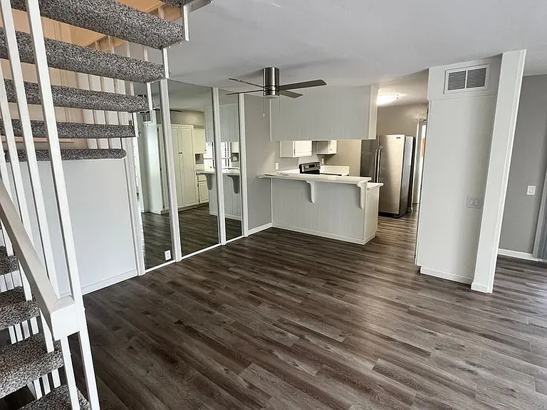 8126 Camino Tranquilo — Photo 16