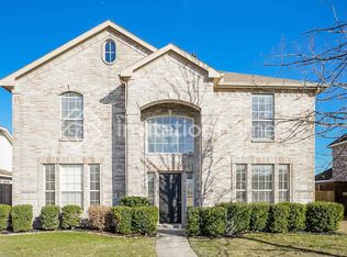 817 Longleaf Dr, Desoto, TX 75115