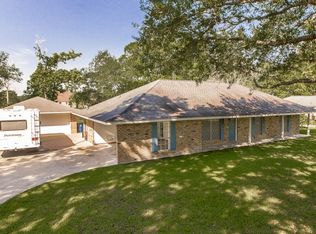10453 Buxton Rd, Saint Amant, LA 70774