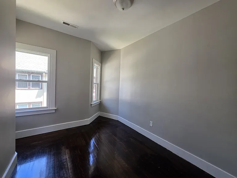 268 Sherman Ave #4 — Photo 7