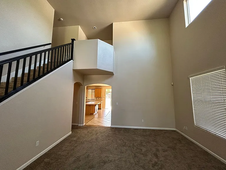 3716 E Vassar Ct — Photo 3