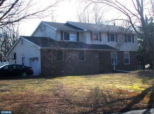 1353 Utopia Ln, Vineland, NJ 08361