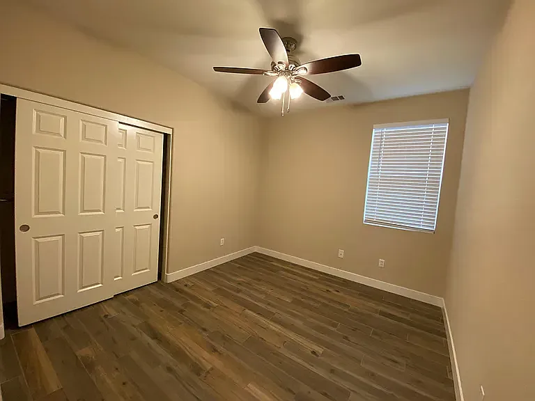 46815 Peach Tree St — Photo 13