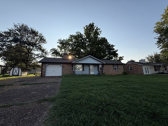 3rd image of 103 Chevy Chase Trl