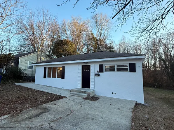 832 E Brookline St, Winston Salem, NC 27107