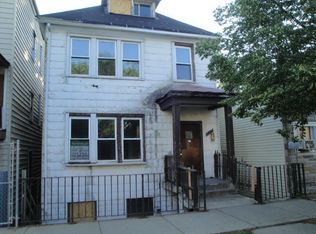 8748 S Houston Ave, Chicago, IL 60617