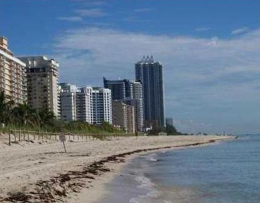 2nd image of 5601 Collins Ave APT 516A