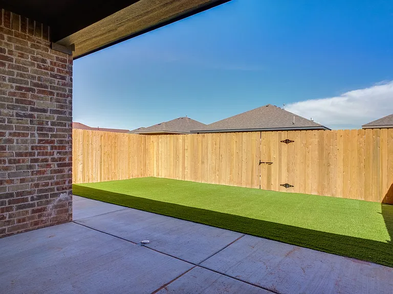 5835 Virginia Ave — Photo 18