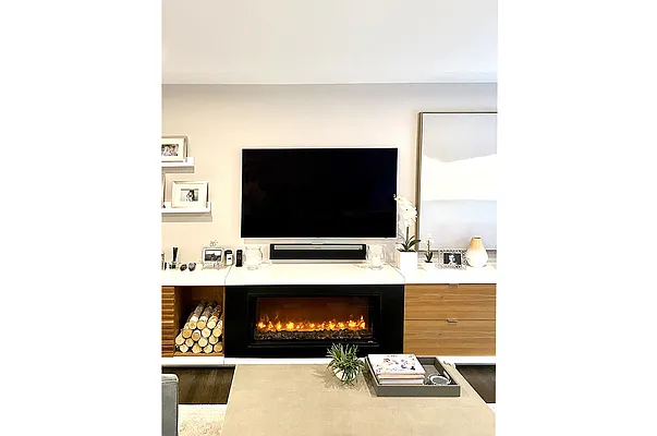 Sold by Warburg | media 5