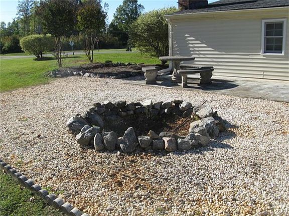 4th image of 7095 Klondale St