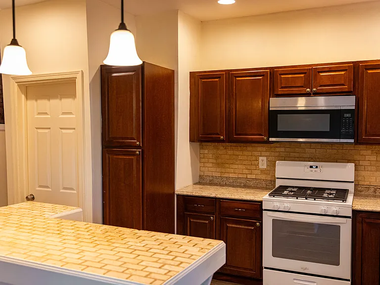505 Denison St #1 — Photo 31