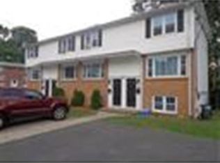 21 Kellett Dr APT 2, Milford, MA 01757